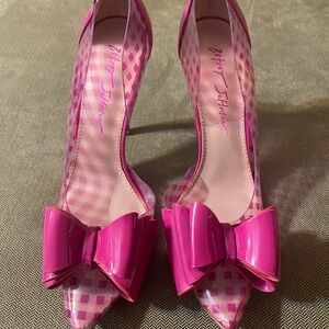 Betsey Johnson Pink Plaid Bow Heels
